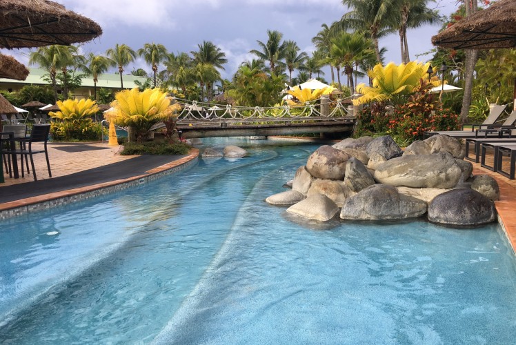 Outrigger Fiji Beach Resort, Installer: Apex Pool Interiors