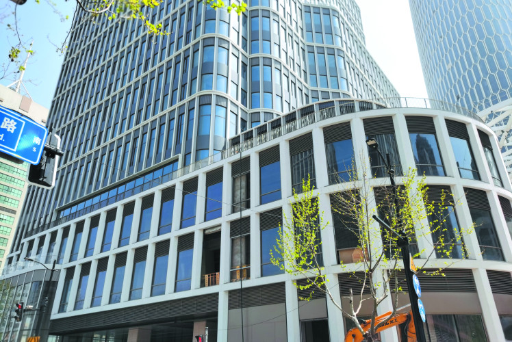 CPIC Xintiandi Commercial Center by KPF | GRC Facade